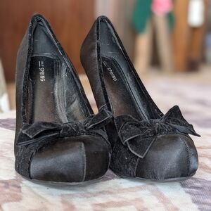 Black Satin Heels With Velvet Bows